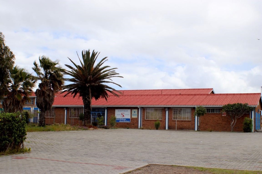 3 Bedroom Property for Sale in Eastridge Western Cape